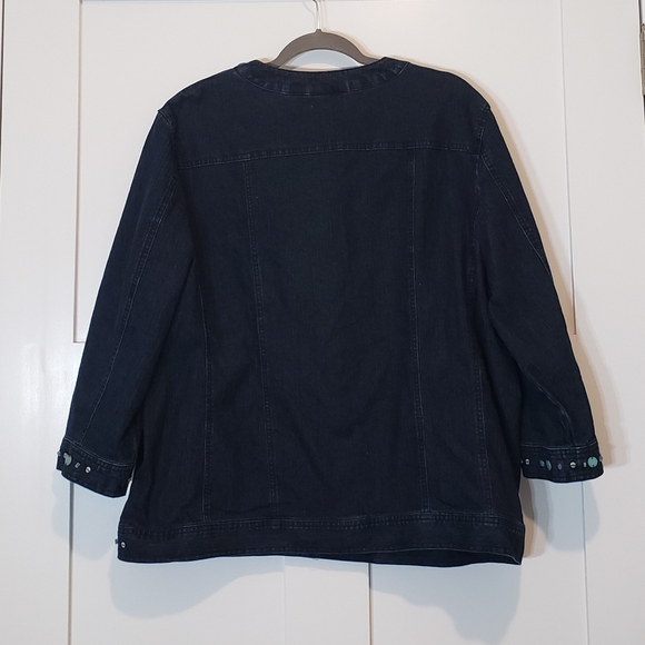 Alfred Dunner Denim Shacket Button Down Size 18 Shirt Jacket Butterflies Embroid - Picture 4 of 11